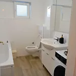 Sunny With 3 Bedrooms Apartmán Trogir
