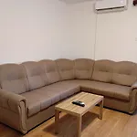 Sunny With 3 Bedrooms Apartmán *